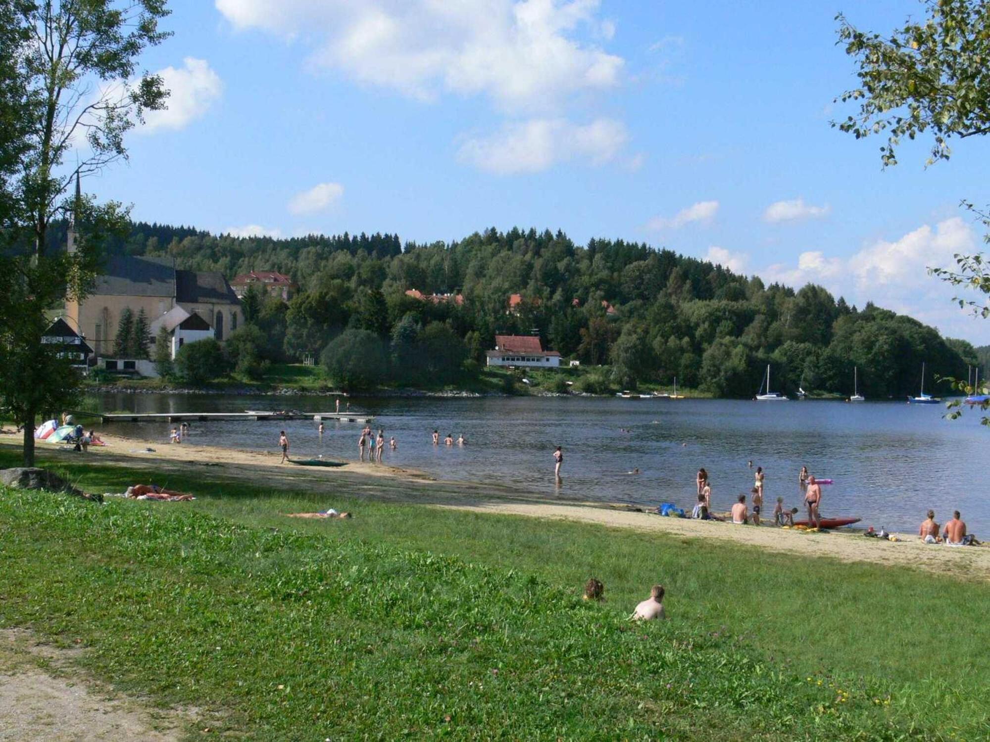 Lipno Lake House เชดนีวีตอน ภายนอก รูปภาพ